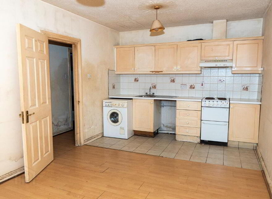 12 Market Street, Tralee, V92AH51