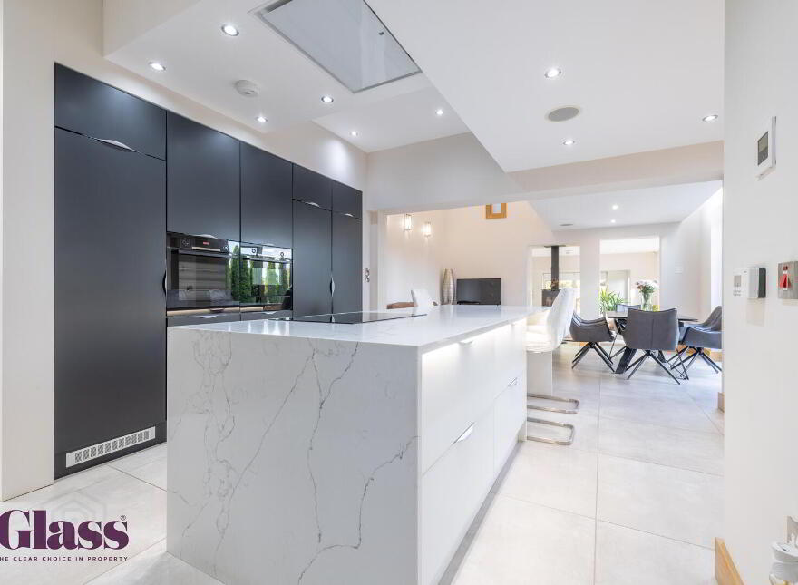Longacre, 33 Castor Bay Road, Lurgan, Craigavon, BT67 9LE