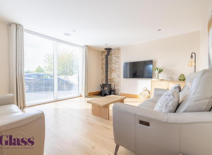 Longacre, 33 Castor Bay Road, Lurgan, Craigavon, BT67 9LE