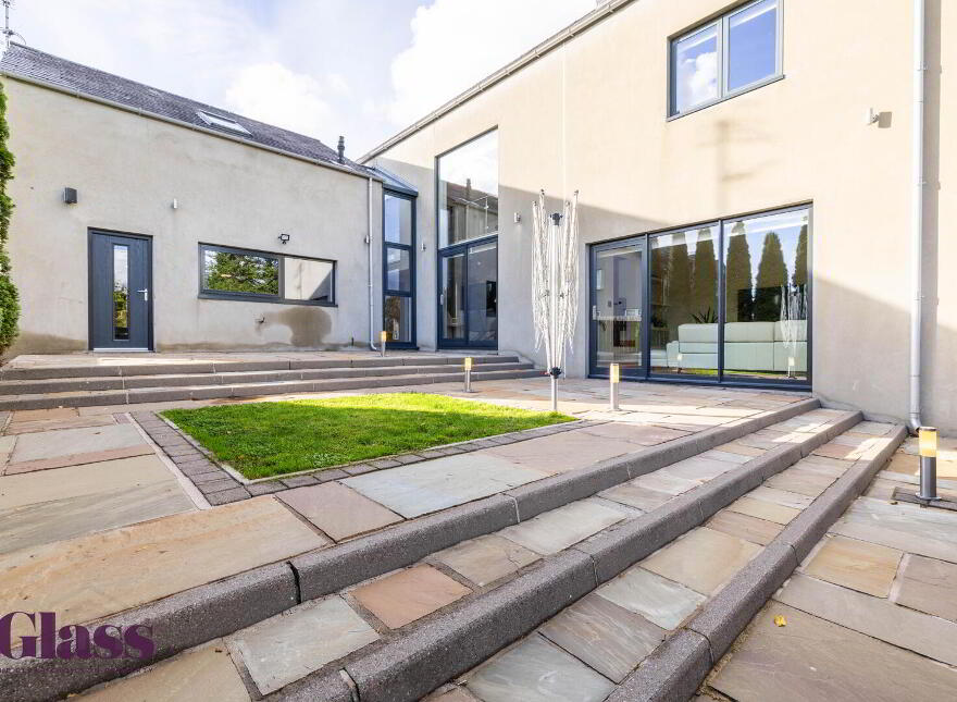 Longacre, 33 Castor Bay Road, Lurgan, Craigavon, BT67 9LE