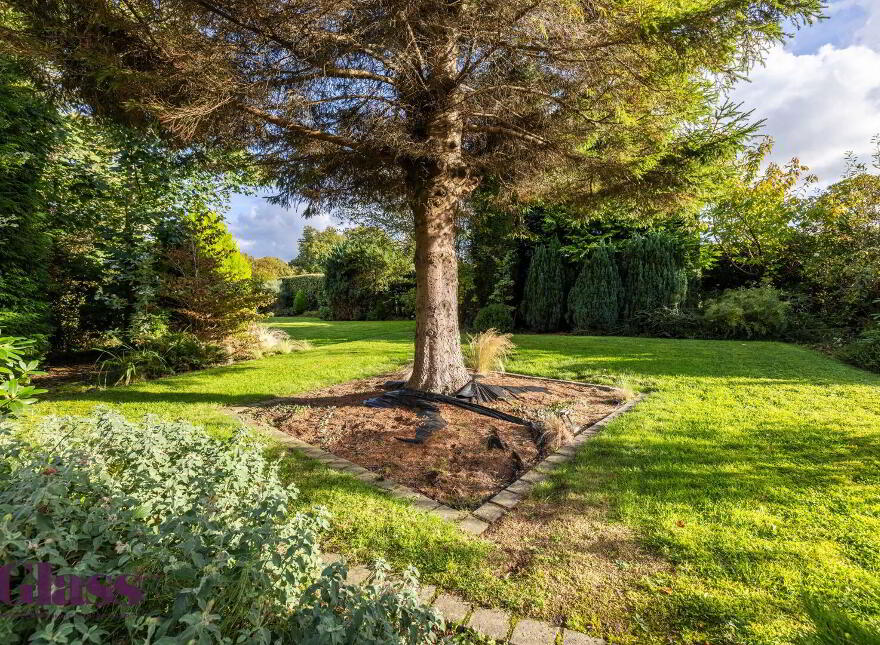 Longacre, 33 Castor Bay Road, Lurgan, Craigavon, BT67 9LE