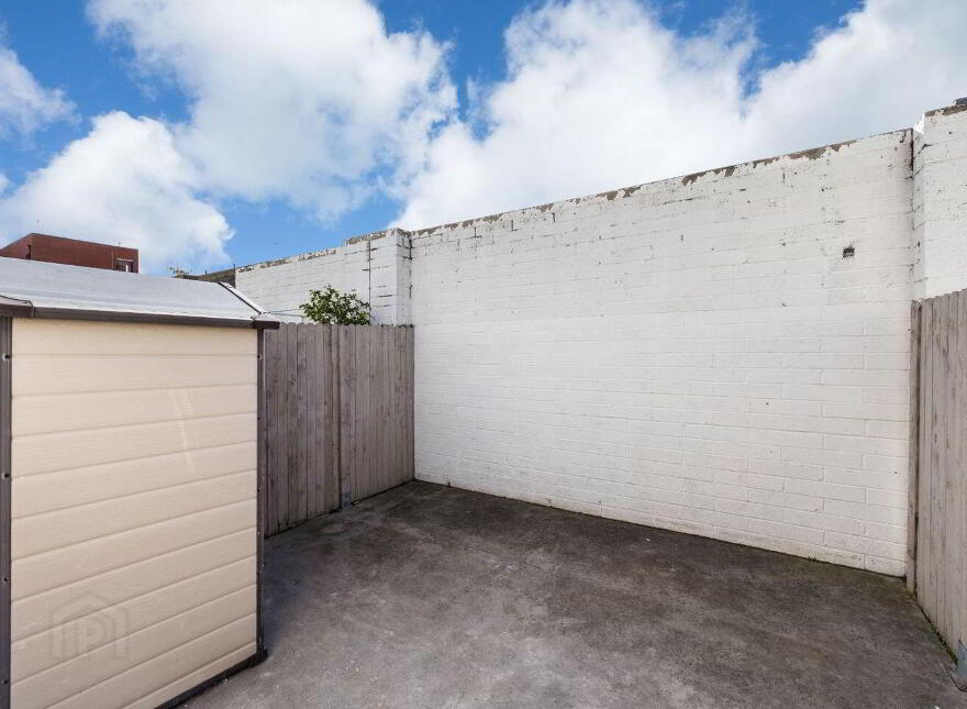 15 Eugene Street, The Coombe, The Coombe, D08H2V6