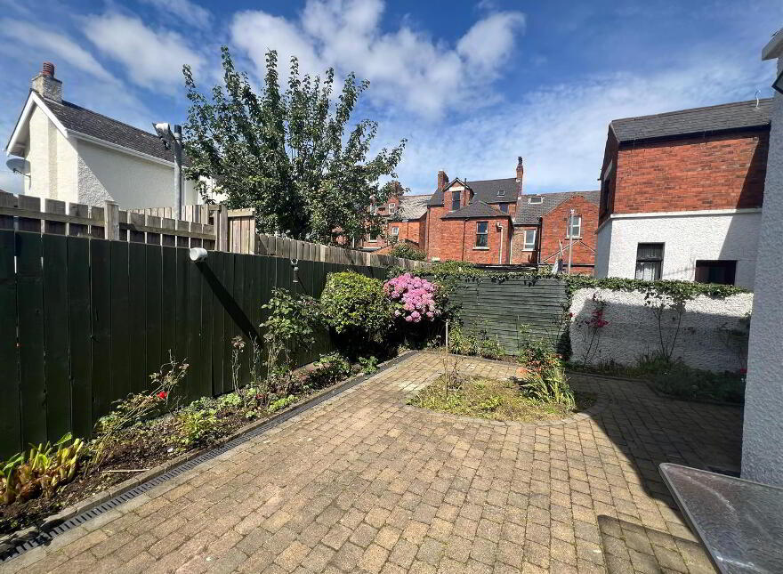 3 Ashfield Crescent, Belfast, BT15 3FR