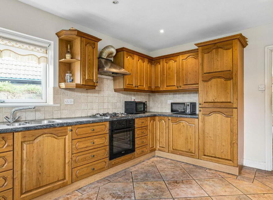 18 Glencairn Drive, The Gallops, Leopardstown, Leopardstown, D18YT59