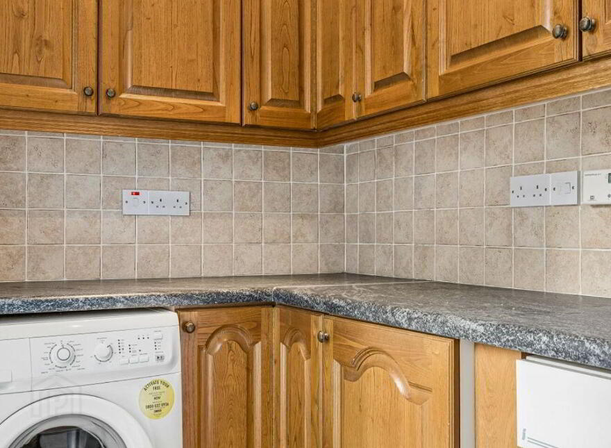 18 Glencairn Drive, The Gallops, Leopardstown, Leopardstown, D18YT59