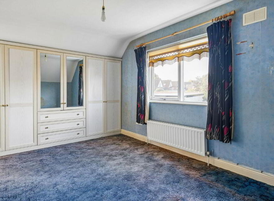 18 Glencairn Drive, The Gallops, Leopardstown, Leopardstown, D18YT59