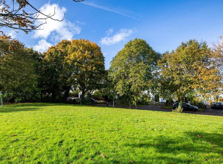 18 Glencairn Drive, The Gallops, Leopardstown, Leopardstown, D18YT59