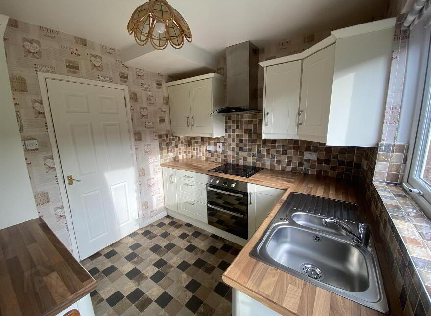 36 Donard Gardens, Lurgan, BT66 8EU