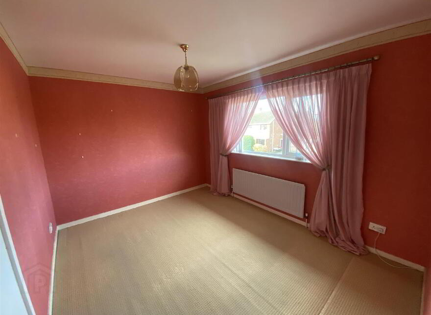 36 Donard Gardens, Lurgan, BT66 8EU