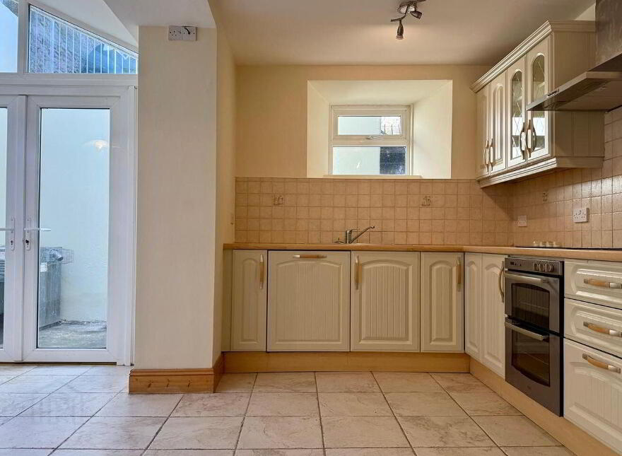 19 Court Street, Enniscorthy, Y21T9K2