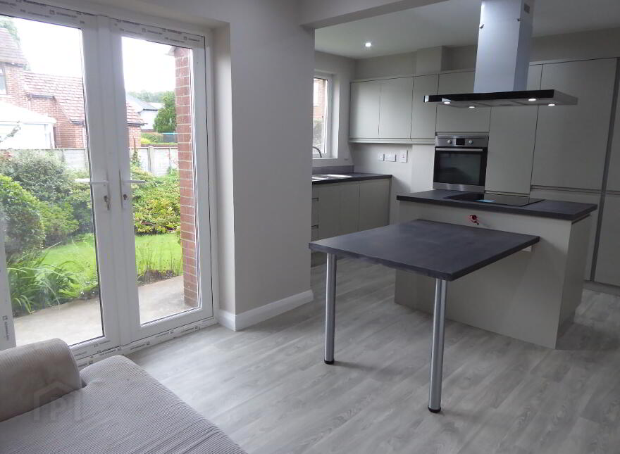 3 Knockland Park, Barnetts Road, Belfast, BT5 7AZ
