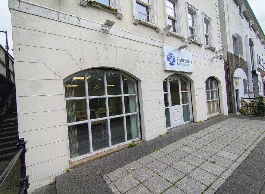 12E Market Square, Antrim, BT41 4AN