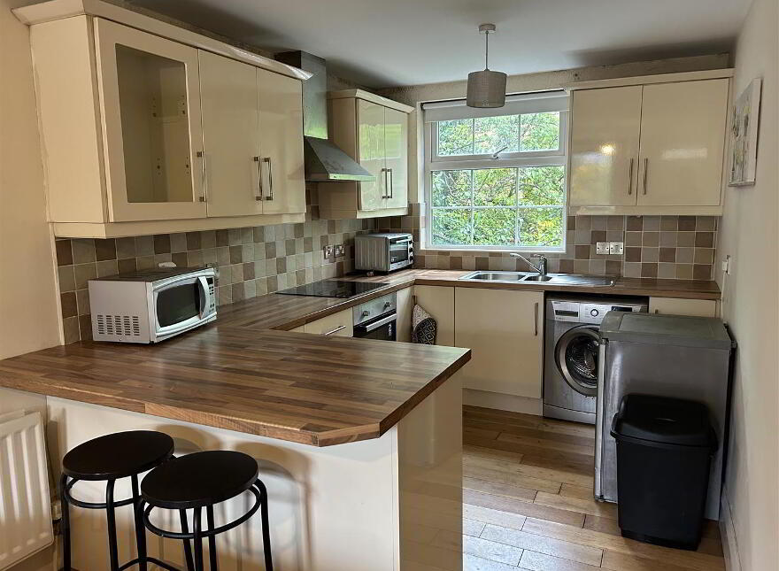 1B Windsor Court, Belfast, BT9 6JE