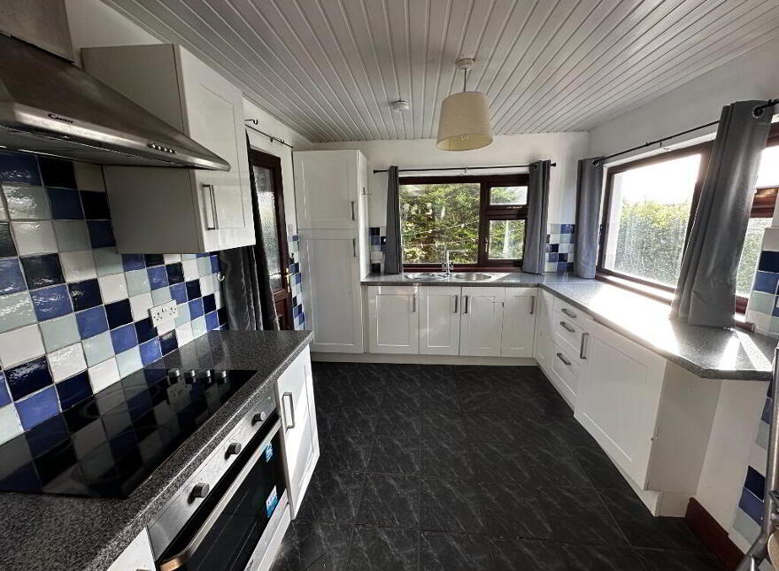 123 Hillsborough Old Road, Lisburn, BT27 5QE