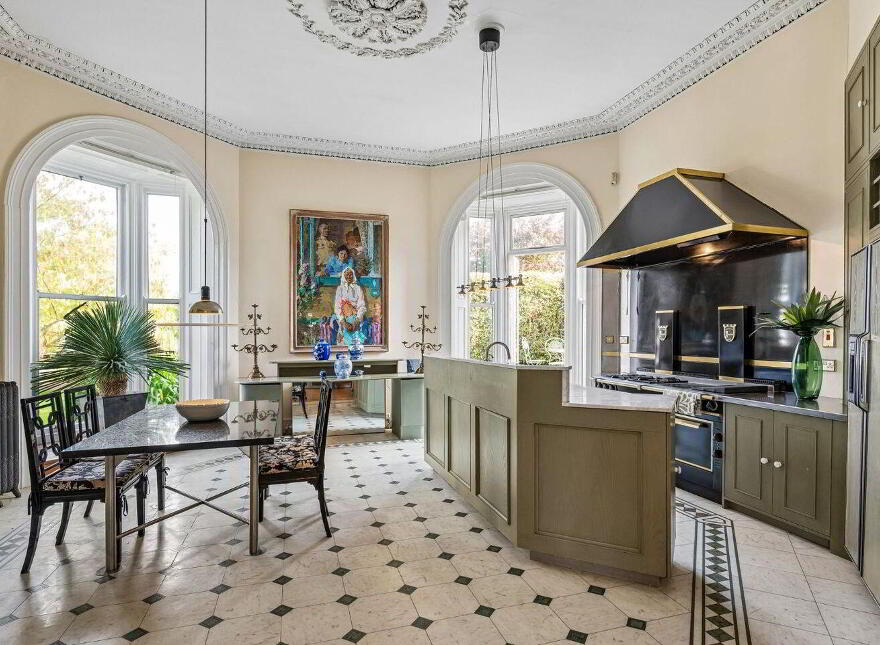 Apartment 1 Main House Simmonscourt Castle, Ballsbridge, Ballsbridge, D04TK74