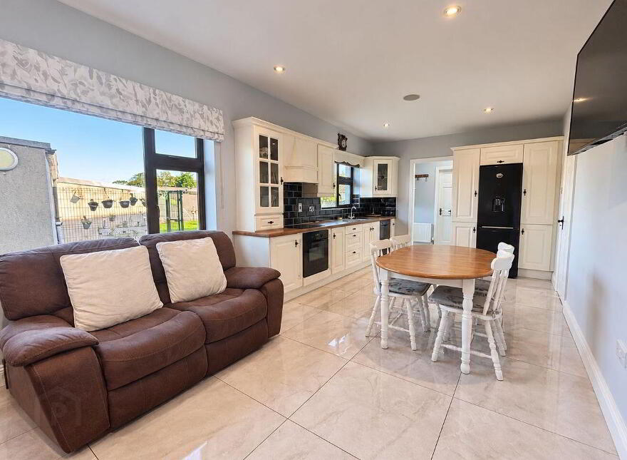 Lydican, Oranmore, H91XC8C