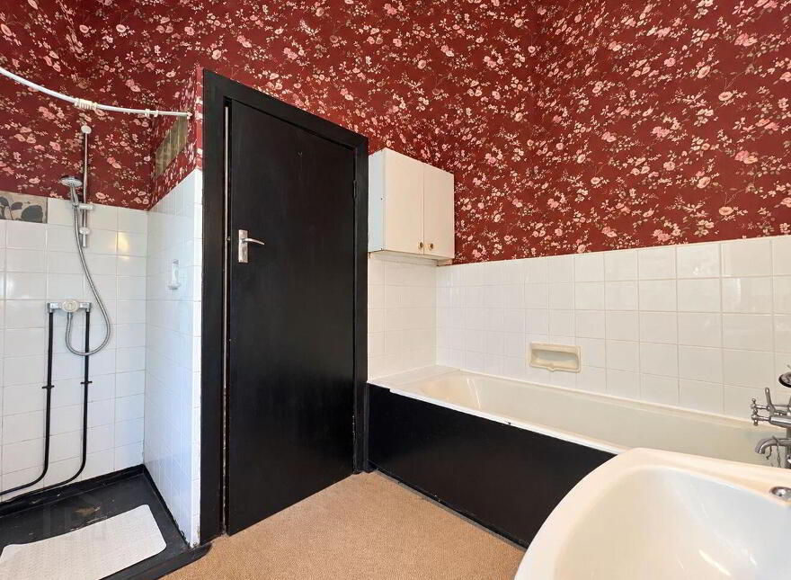 Woodcote, Roundhill, Old Chapel, Bandon, P72XT89