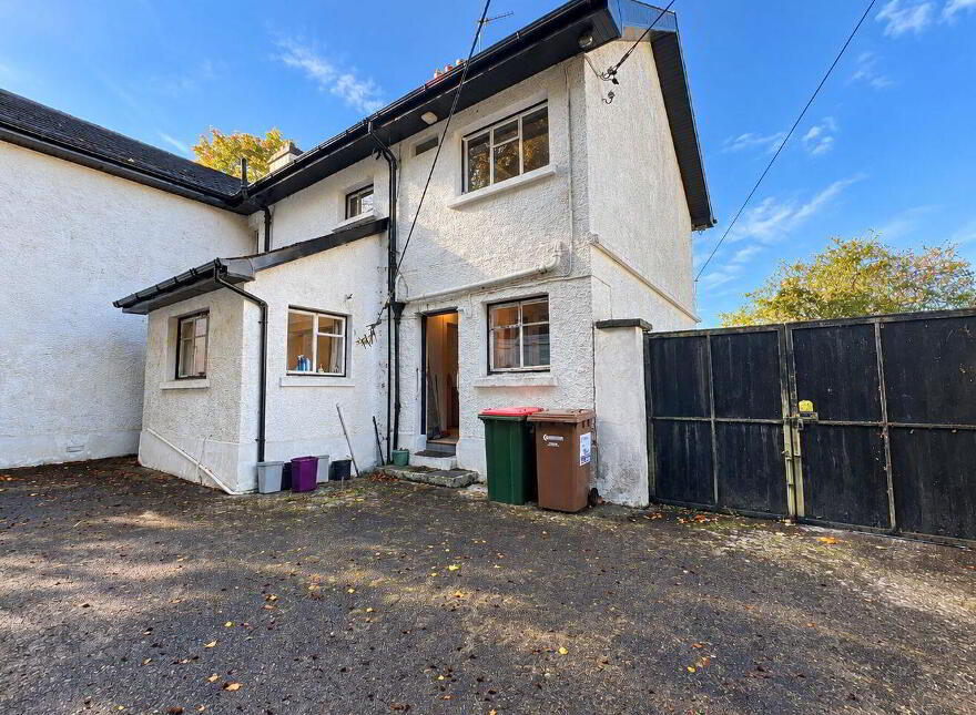 Woodcote, Roundhill, Old Chapel, Bandon, P72XT89