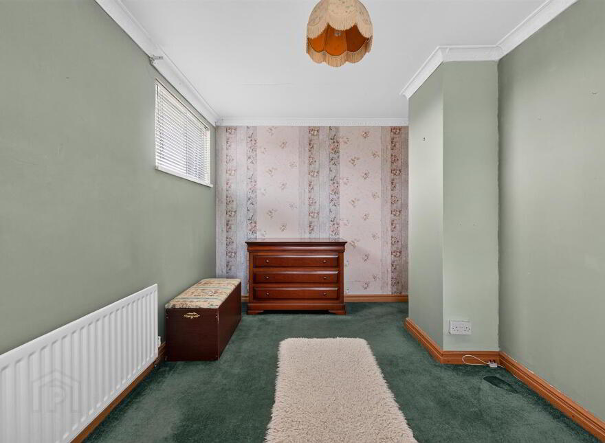 24 Lowland Avenue, Belfast, BT5 7BH