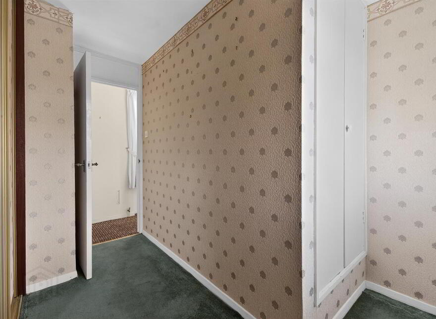 24 Lowland Avenue, Belfast, BT5 7BH