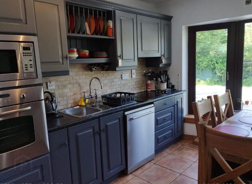 Riverside, Clifden, H71T627