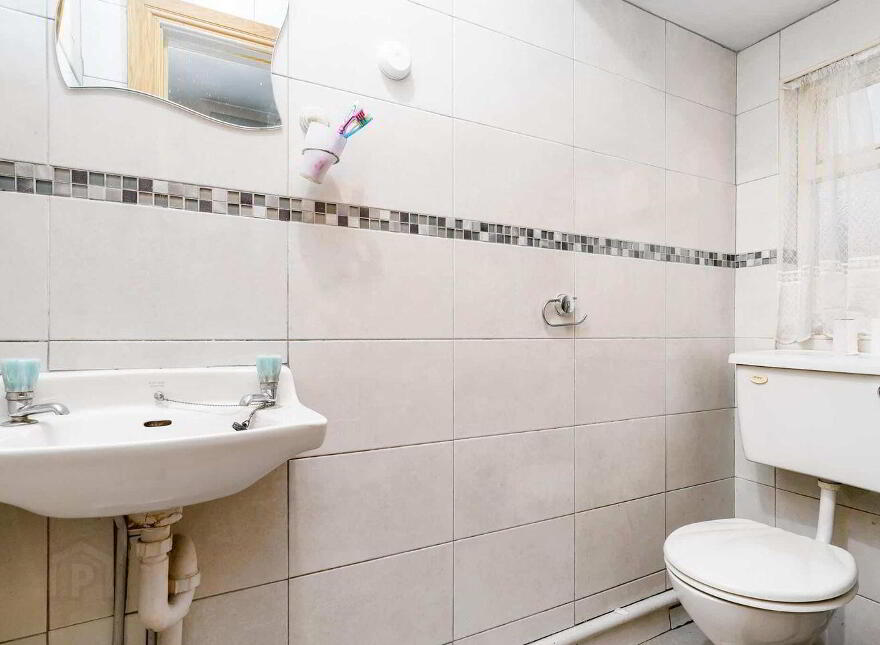 176 The Avenue, Belgard Heights, Dublin 24, D24