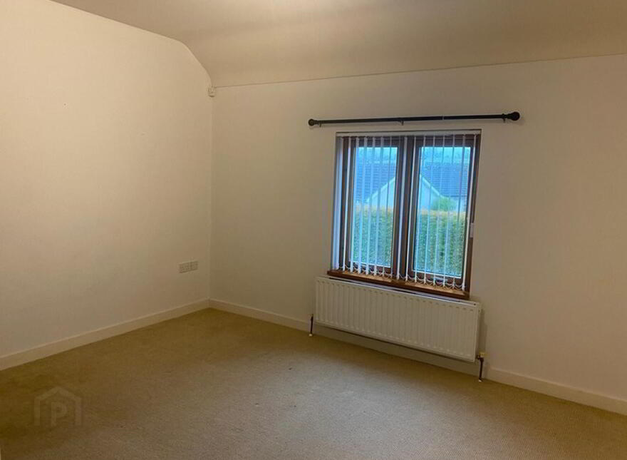 15 Tullana Grange, Lisnarick, Enniskillen, BT94 1PY