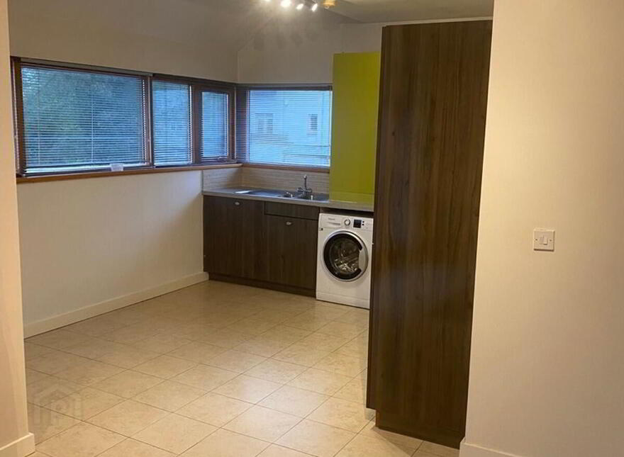 15 Tullana Grange, Lisnarick, Enniskillen, BT94 1PY