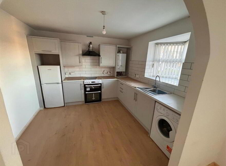 25 Lower Rogan Manor, Newtownabbey, BT36 4BE