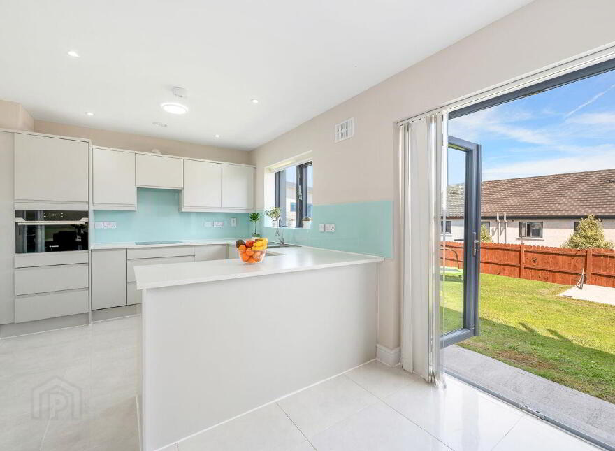 42 The Fairways, Tir Cluain, Midleton, P25Y6P6