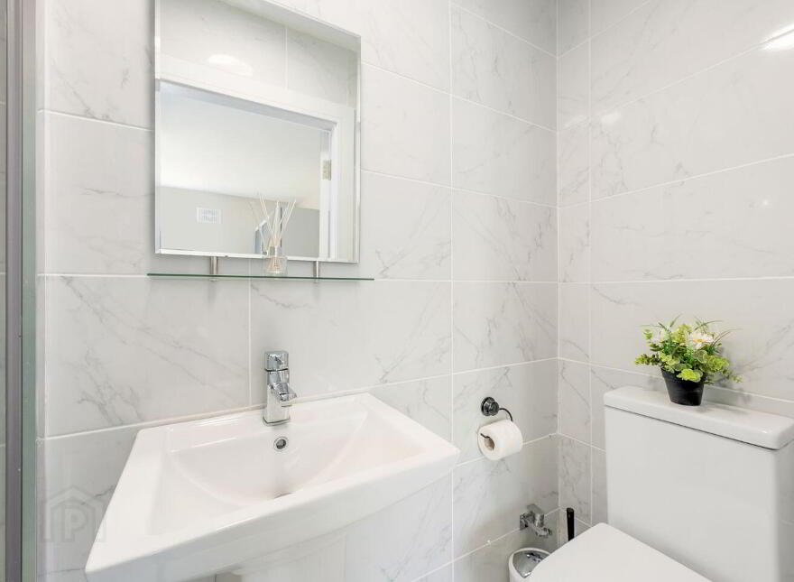 42 The Fairways, Tir Cluain, Midleton, P25Y6P6