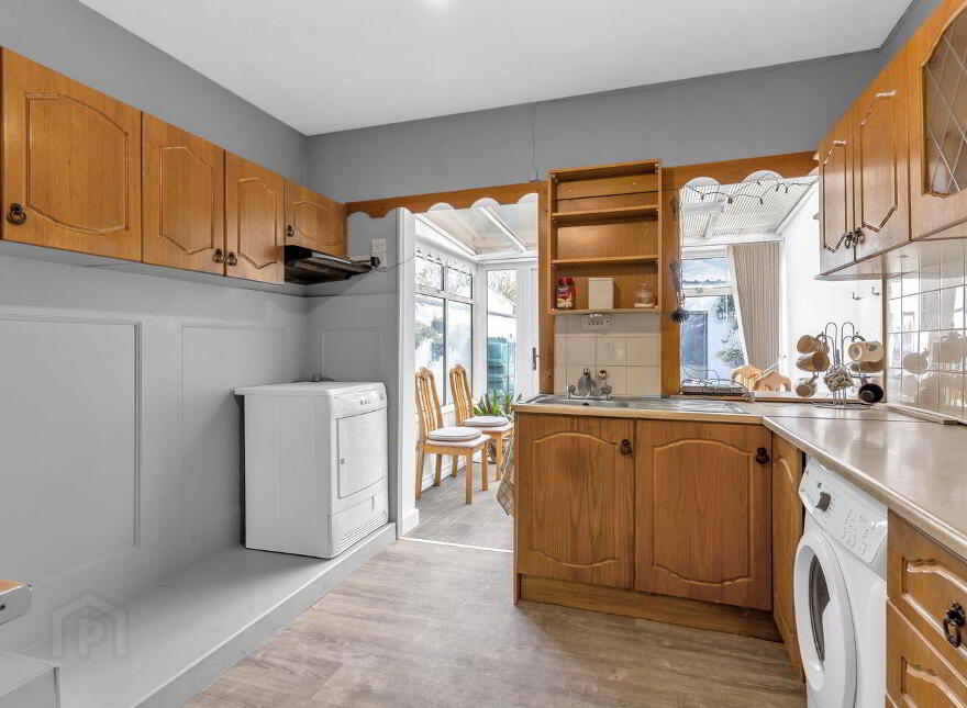 51 Michael Dooley Terrace, Woodstock Street, Athy, R14N273