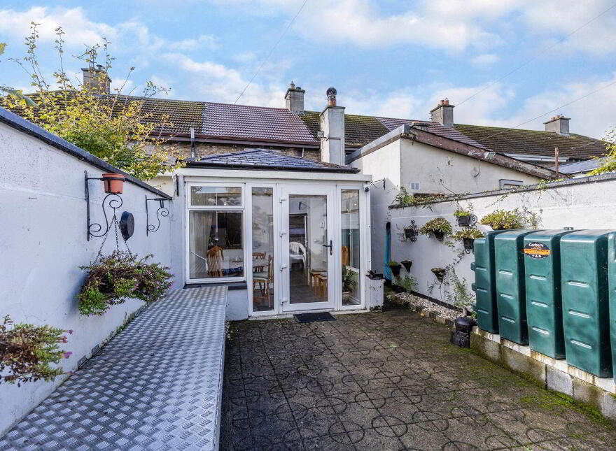 51 Michael Dooley Terrace, Woodstock Street, Athy, R14N273