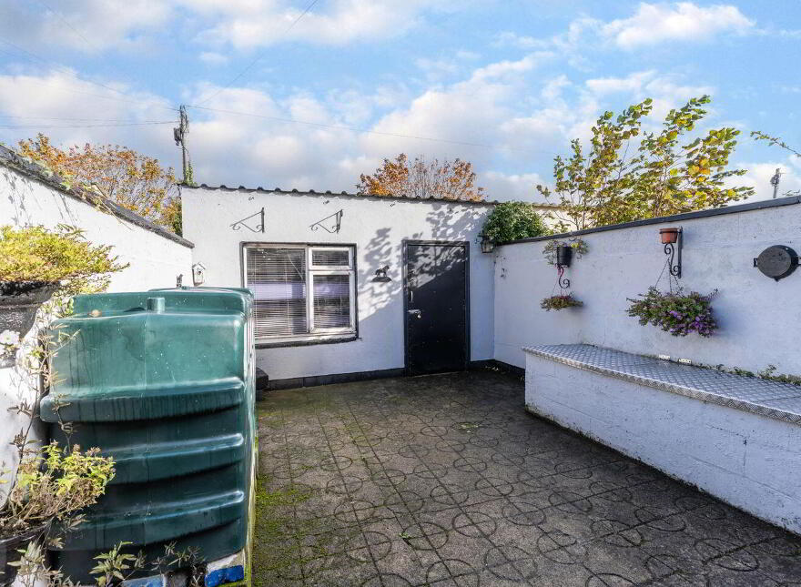 51 Michael Dooley Terrace, Woodstock Street, Athy, R14N273