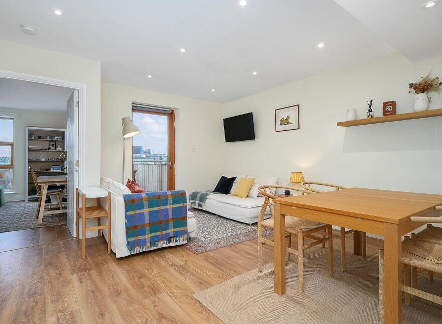 Apt 56 Block, 1 126/127 Steevens Gate, James Street, Dublin 8, D08