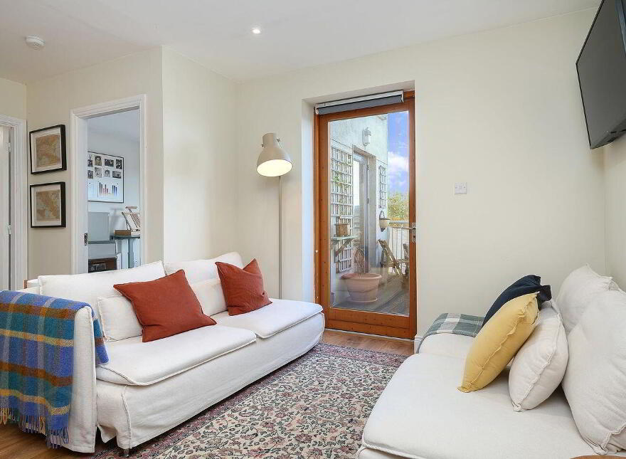 Apt 56 Block, 1 126/127 Steevens Gate, James Street, Dublin 8, D08