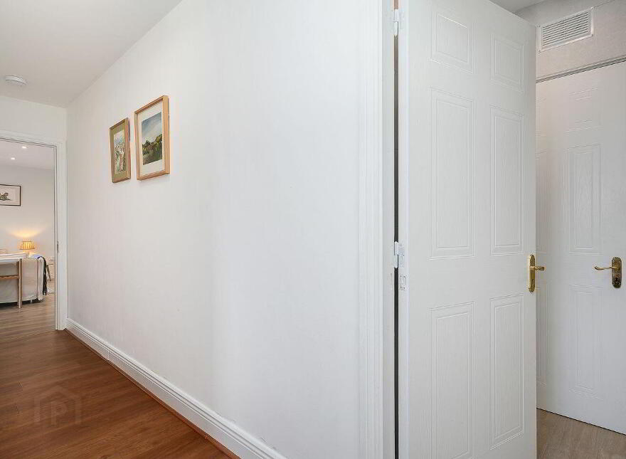 Apt 56 Block, 1 126/127 Steevens Gate, James Street, Dublin 8, D08