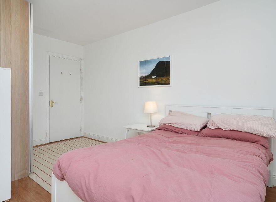 Apt 56 Block, 1 126/127 Steevens Gate, James Street, Dublin 8, D08