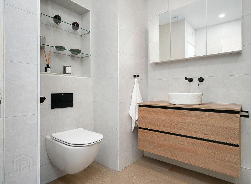 Apt 56 Block, 1 126/127 Steevens Gate, James Street, Dublin 8, D08