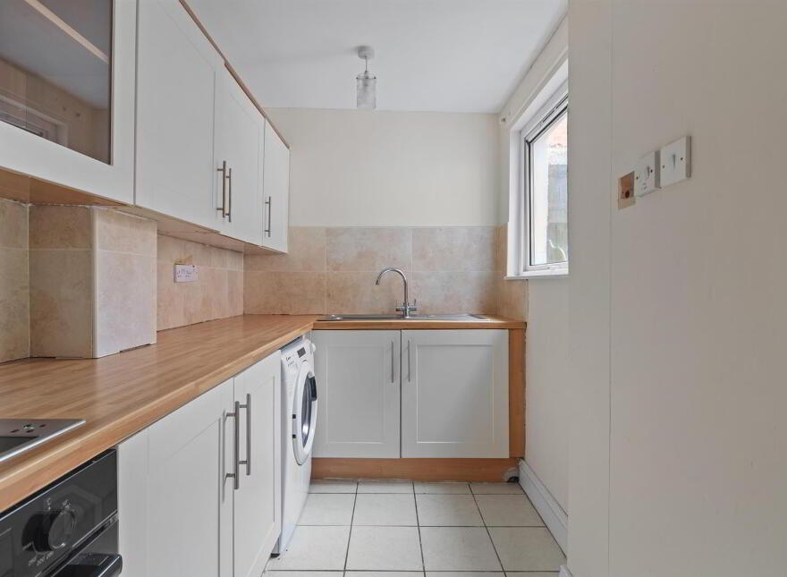 60 Dunraven Avenue, Belfast, BT5 5JR