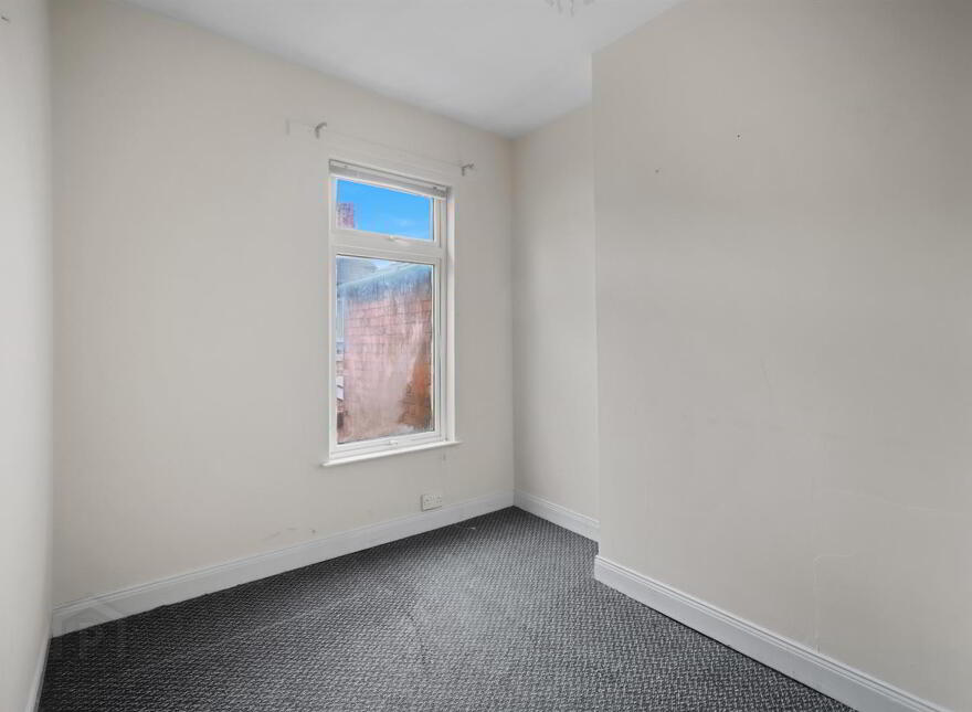 60 Dunraven Avenue, Belfast, BT5 5JR