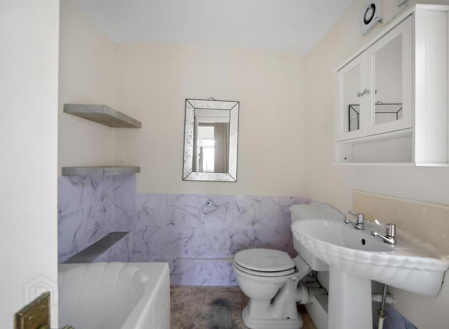 60 Dunraven Avenue, Belfast, BT5 5JR