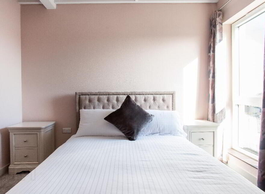 Apt 32 The Residence, 334 Ormeau Road, Belfast, BT7 2GE