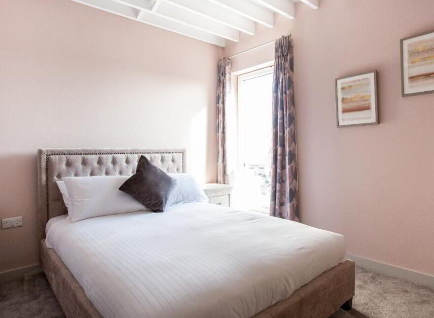 Apt 32 The Residence, 334 Ormeau Road, Belfast, BT7 2GE