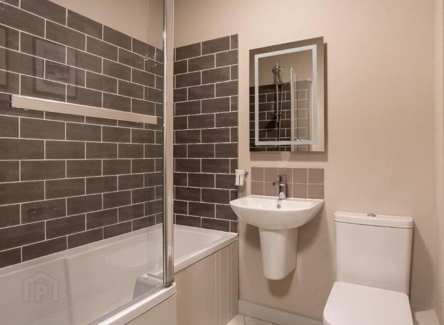 Apt 32 The Residence, 334 Ormeau Road, Belfast, BT7 2GE