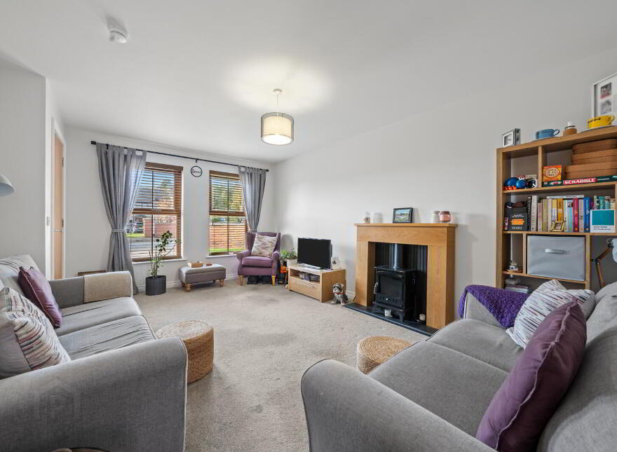 28 Willow Park, Dunmurry, Belfast, BT17 9RF