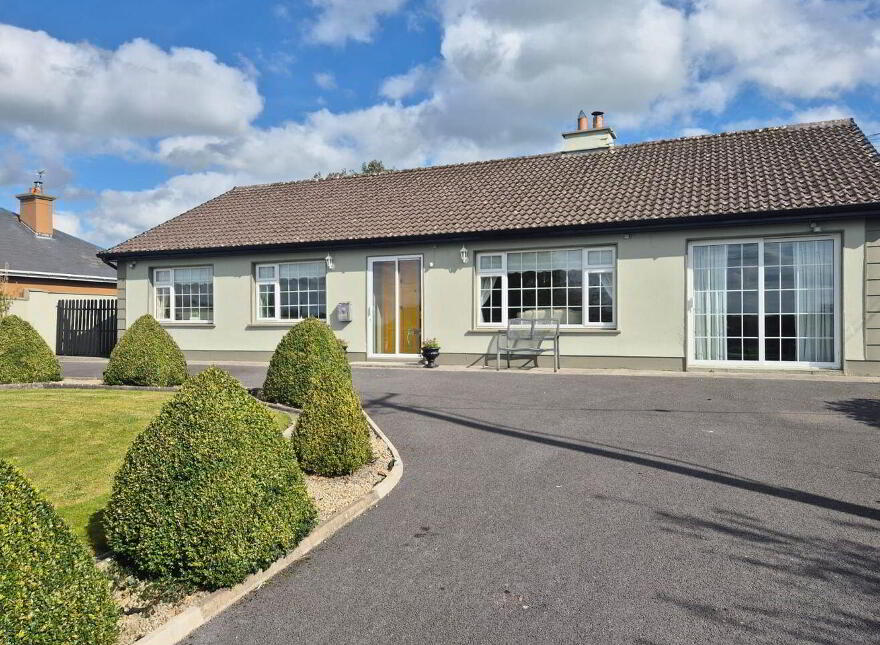 The Weirs, Tuam, H54TN20