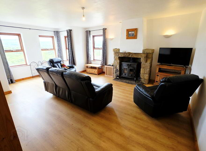 319 Lattone Road, Belcoo, Enniskillen, BT93 5ER