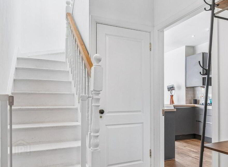 7 Lauderdale Terrace, New Row South, Dublin 8, D08A71W