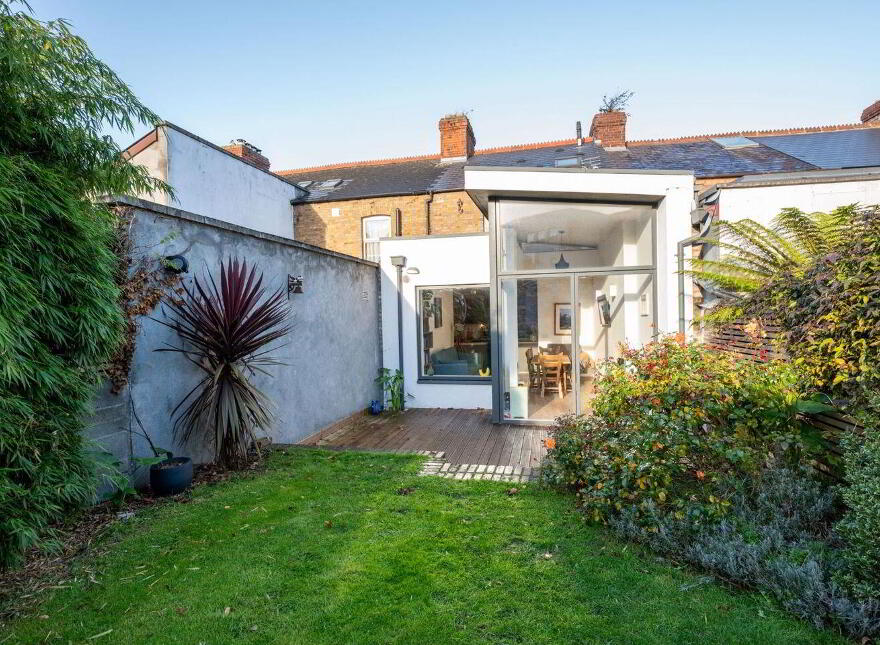 7 Lauderdale Terrace, New Row South, Dublin 8, D08A71W